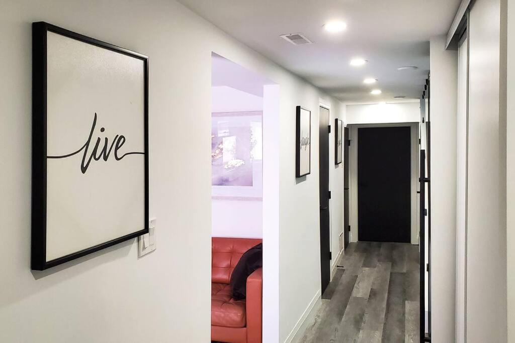 Renovated Guest Suite Near The Lake & High Park In Toronto! מראה חיצוני תמונה